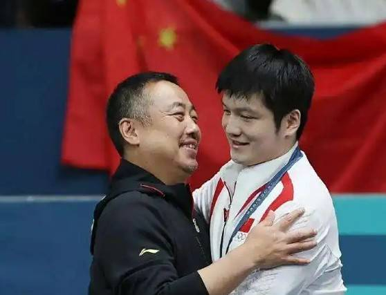 刘国梁澄清樊振东退赛真相 师徒情深打破谣言